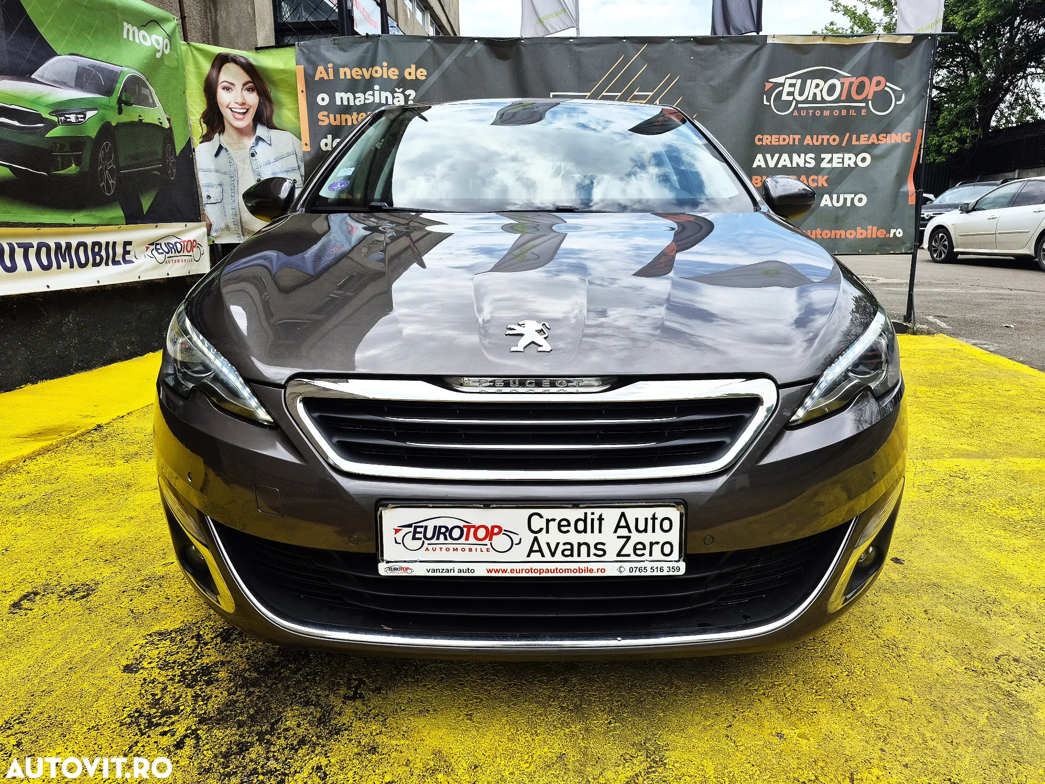 Peugeot 308 1.2 L PureTech Turbo Allure - 2