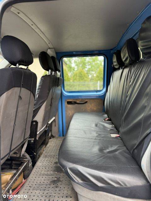 Volkswagen Transporter - 5