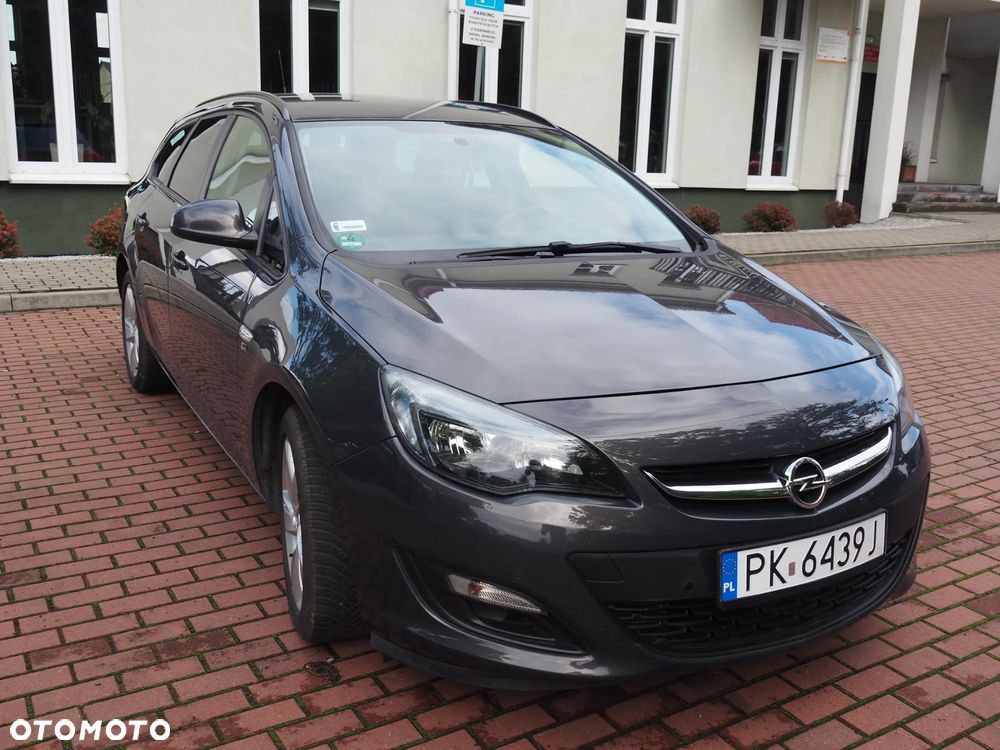 Opel Astra IV 1.4 T Sport - 2