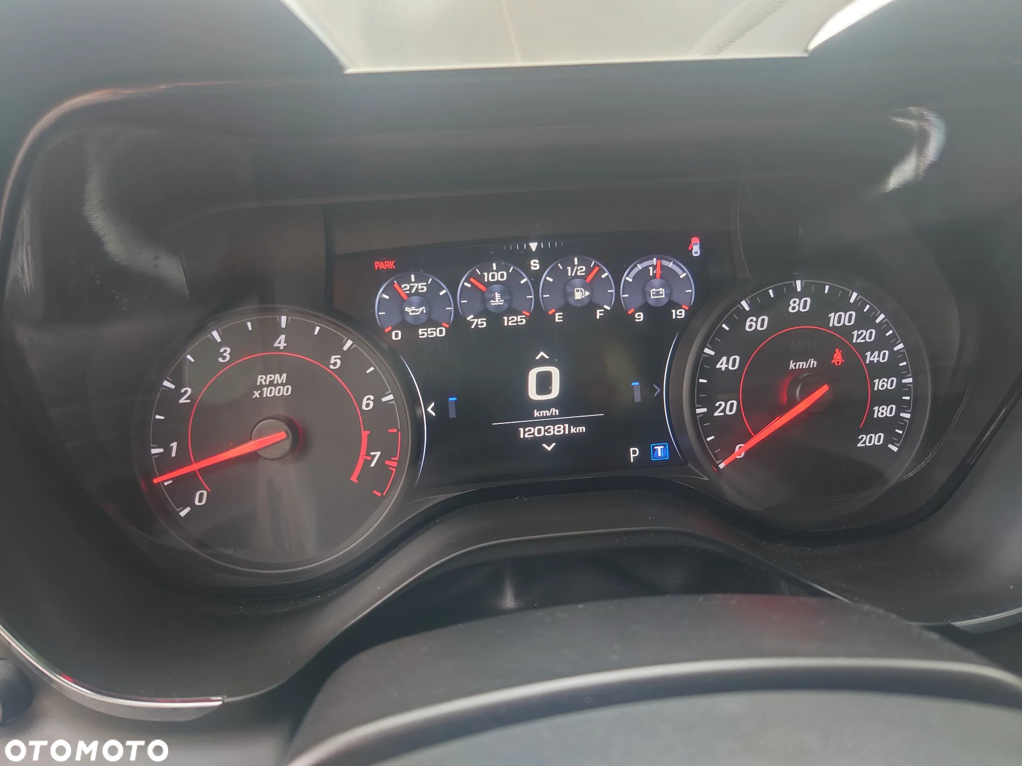 Chevrolet Camaro Coupe 6.2 V8 - 12