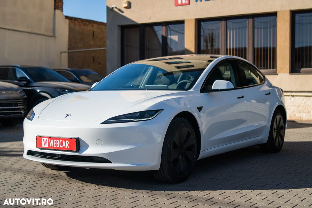 Tesla Model 3 Long Range RWD Premium - 3