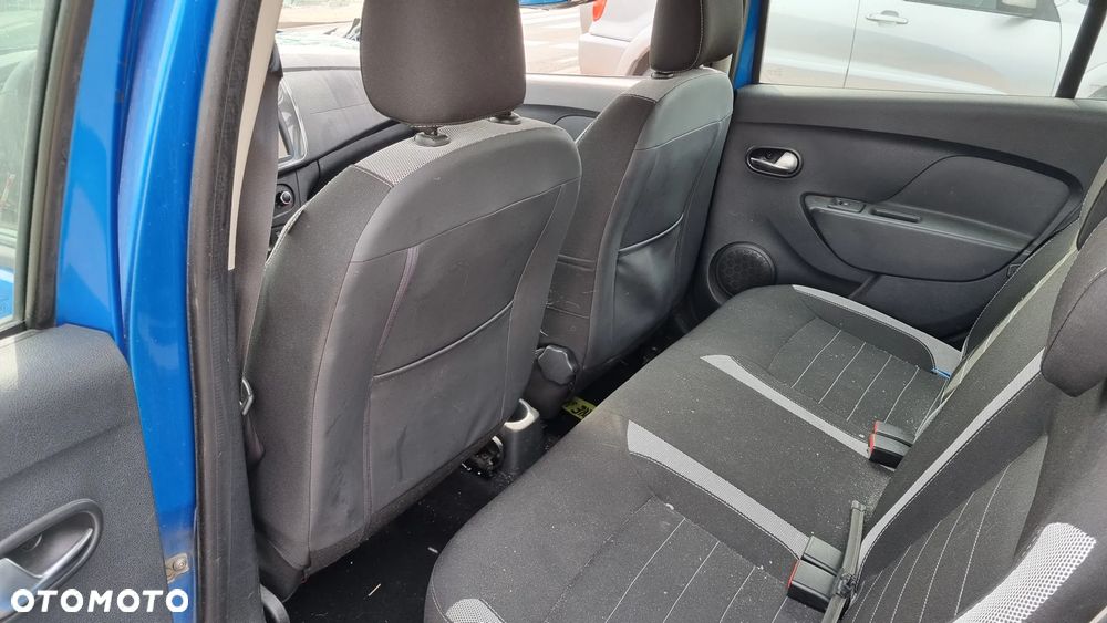 Dacia Sandero Stepway Blue dCi 95 Essential - 21