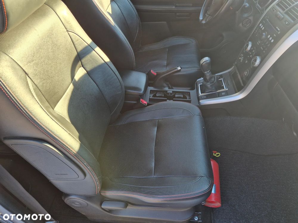 Suzuki Grand Vitara 1.9 DDiS Comfort DPF - 6