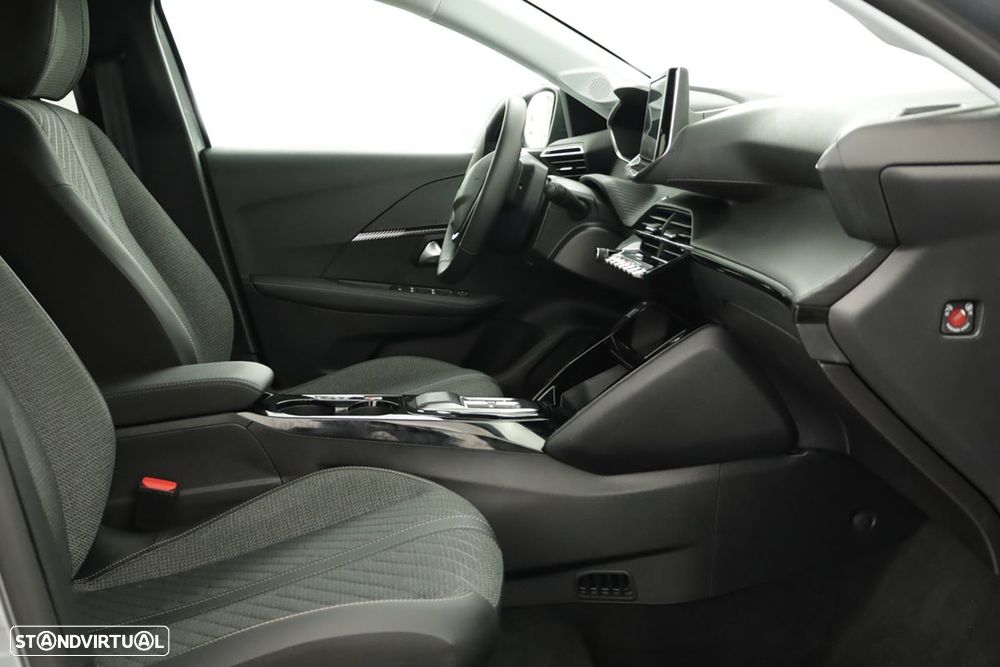 Peugeot e-208 51 kWh Allure - 23