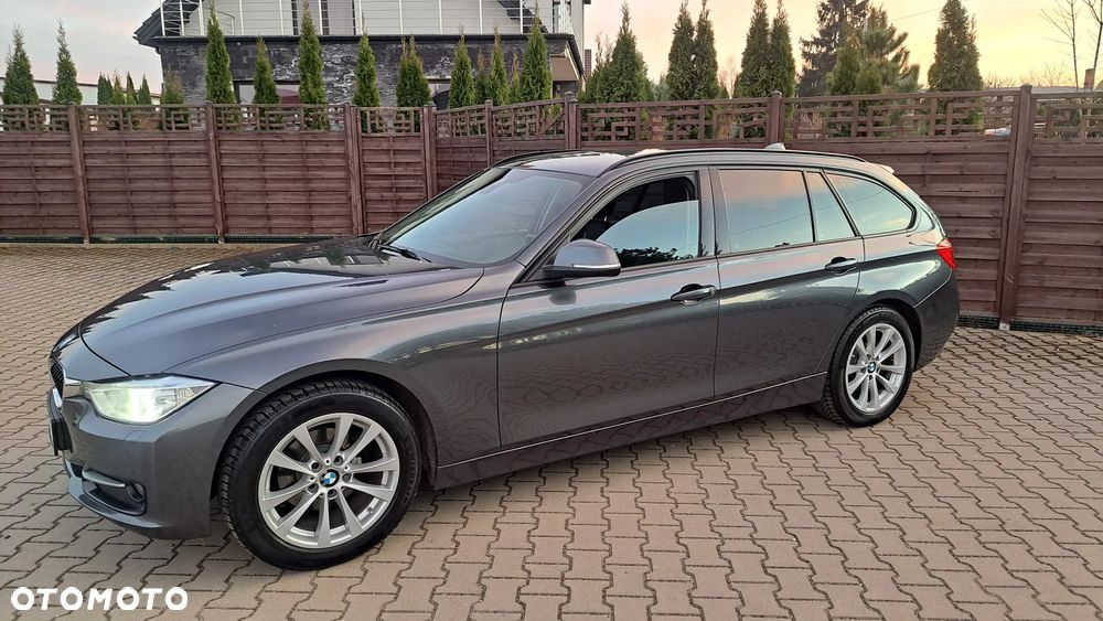 BMW Seria 3 318d Sport Line - 38