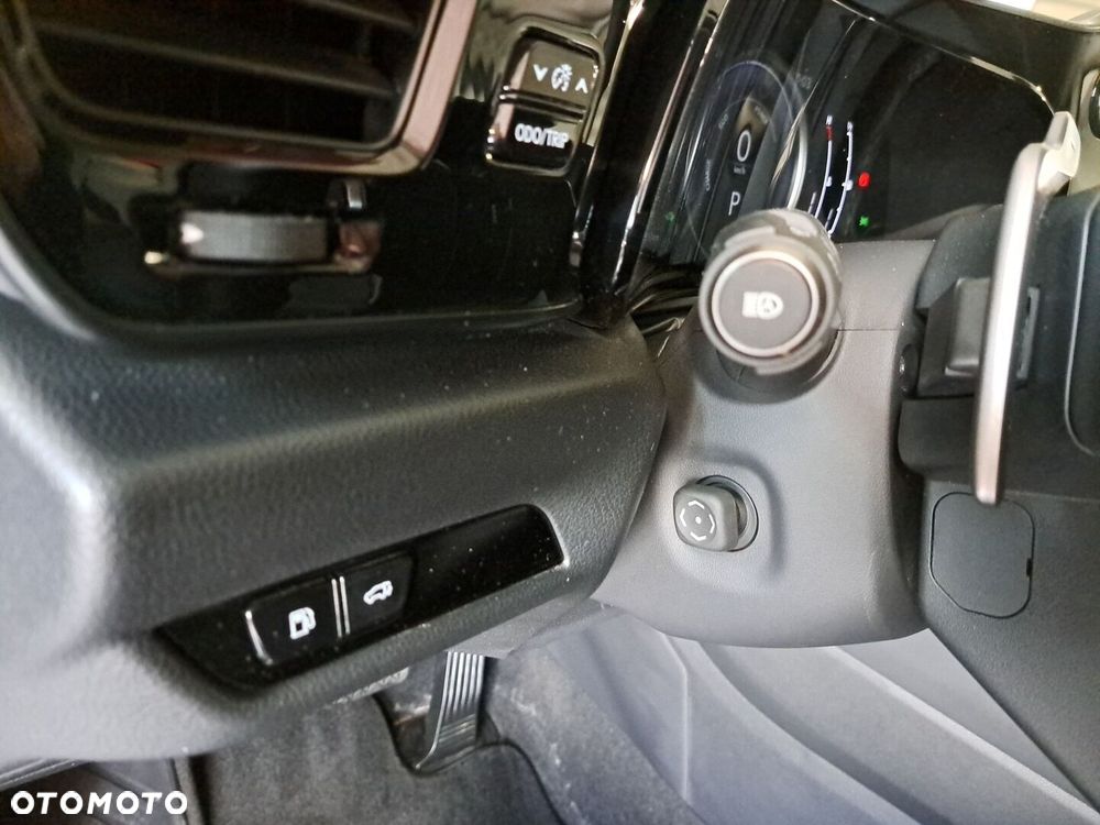 Lexus NX 2023