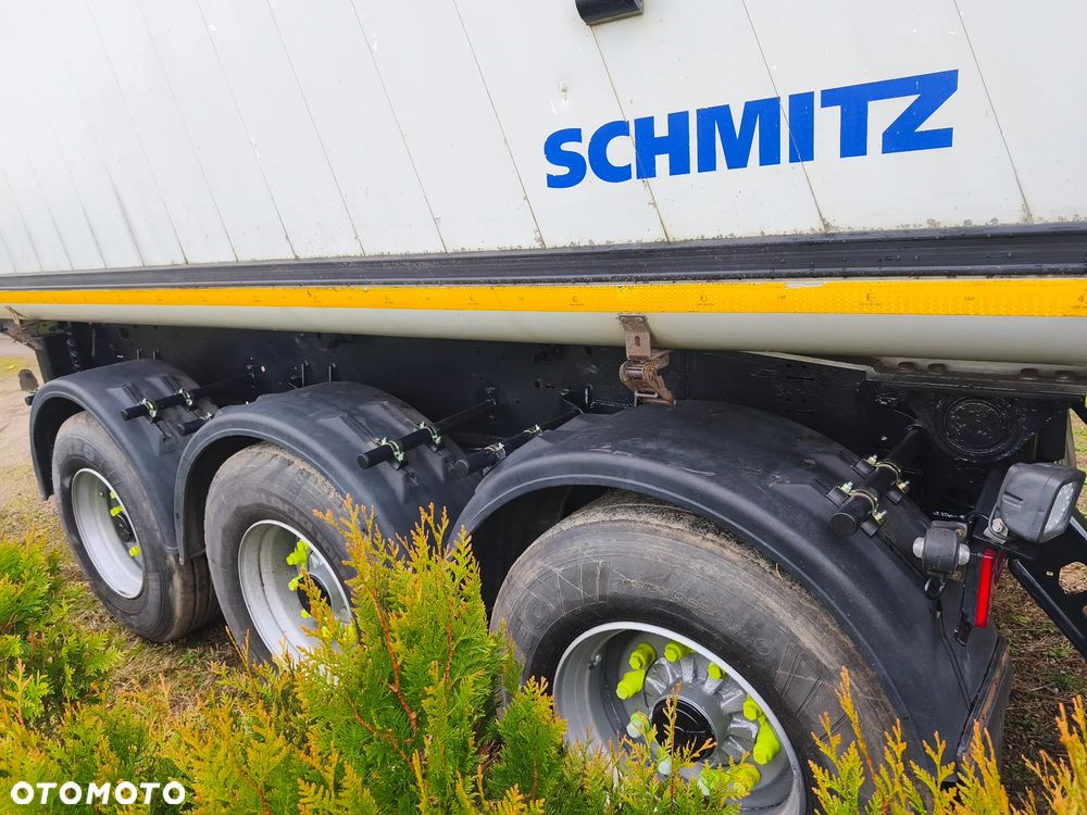 Schmitz Cargobull SKI 24 - 10