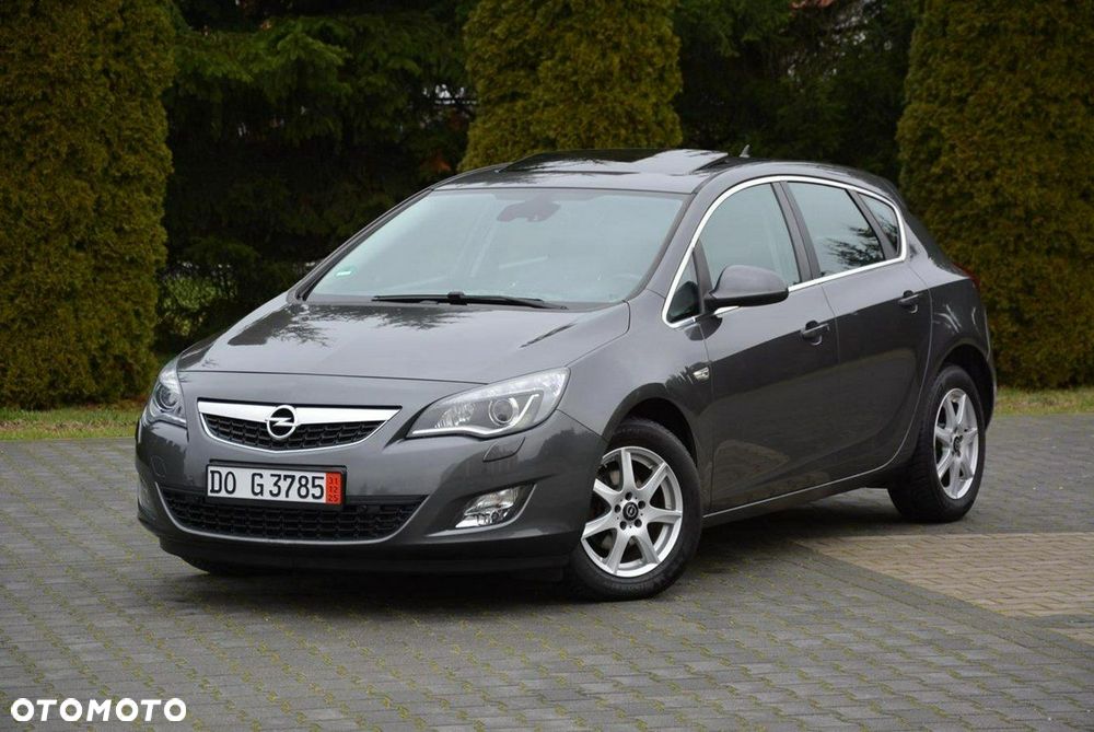 Opel Astra 1.4 Turbo Cosmo - 10