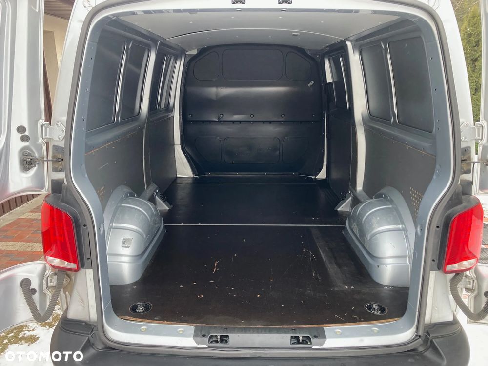 Volkswagen Transporter T6 L2H1 LONG 2.0 TDi 150 KM krajowy VAT 23% 59900 netto - 17