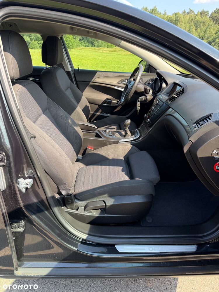 Opel Insignia 2.0 CDTI ecoFLEX Business Cosmo - 23