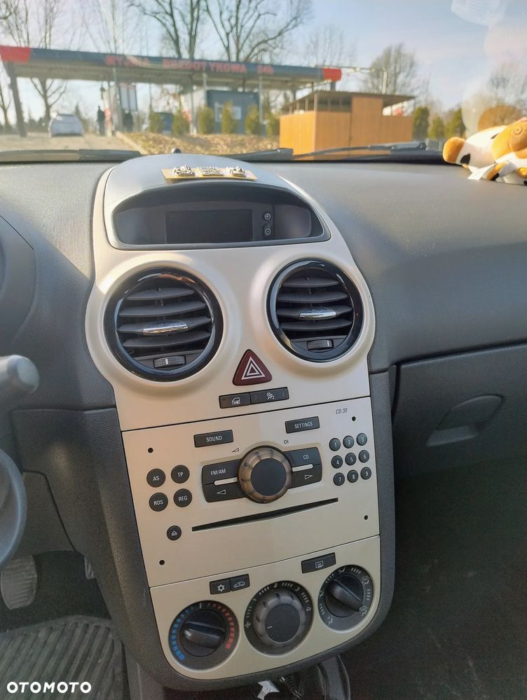 Opel Corsa 1.0 12V Enjoy - 12