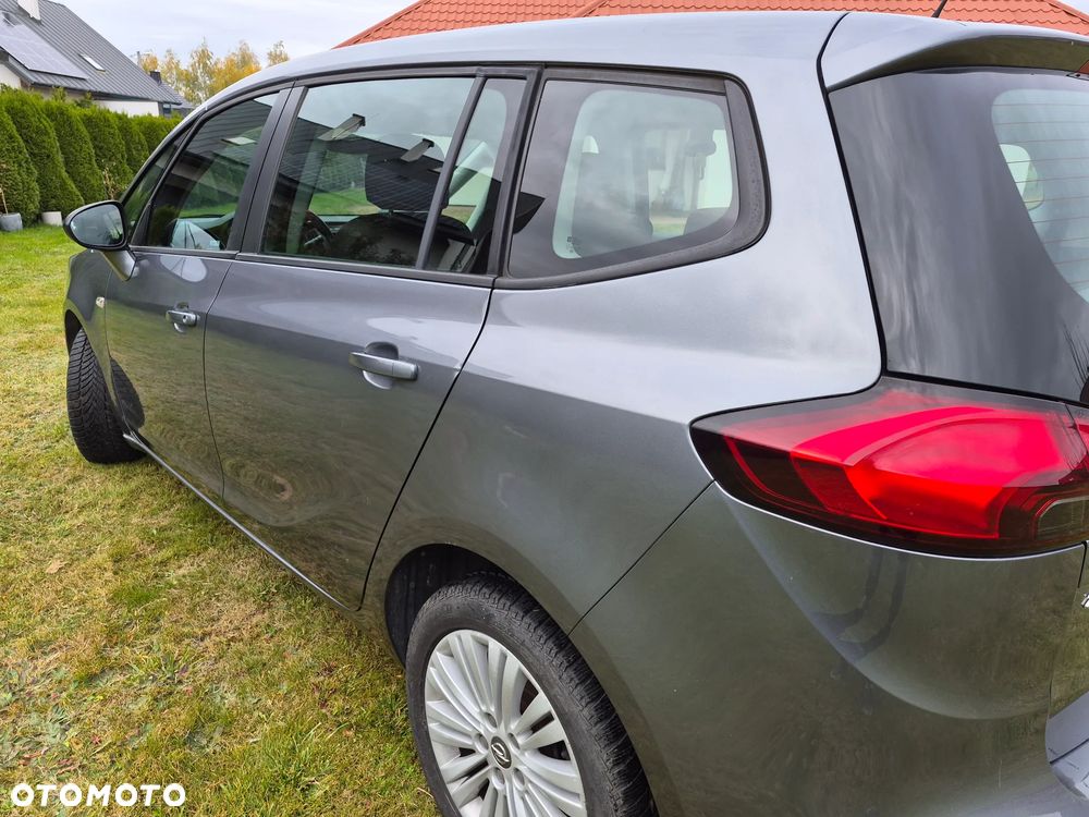 Opel Zafira - 8