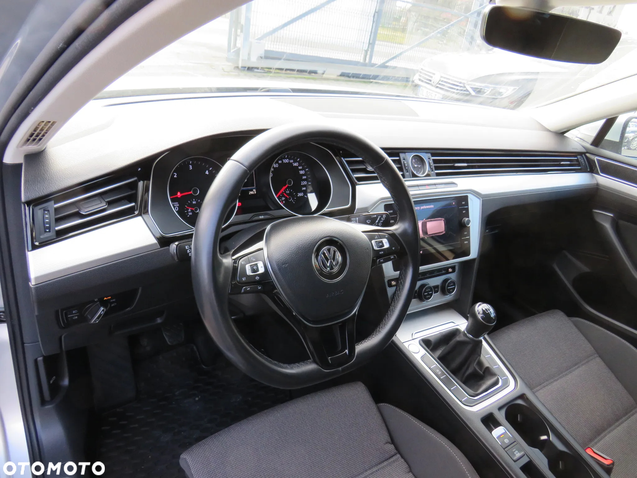 Volkswagen Passat 2.0 TDI BMT Comfortline - 21