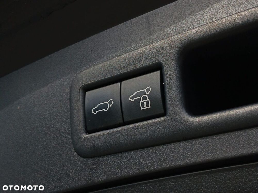 Lexus UX 250h GPF F Impression 2WD - 38