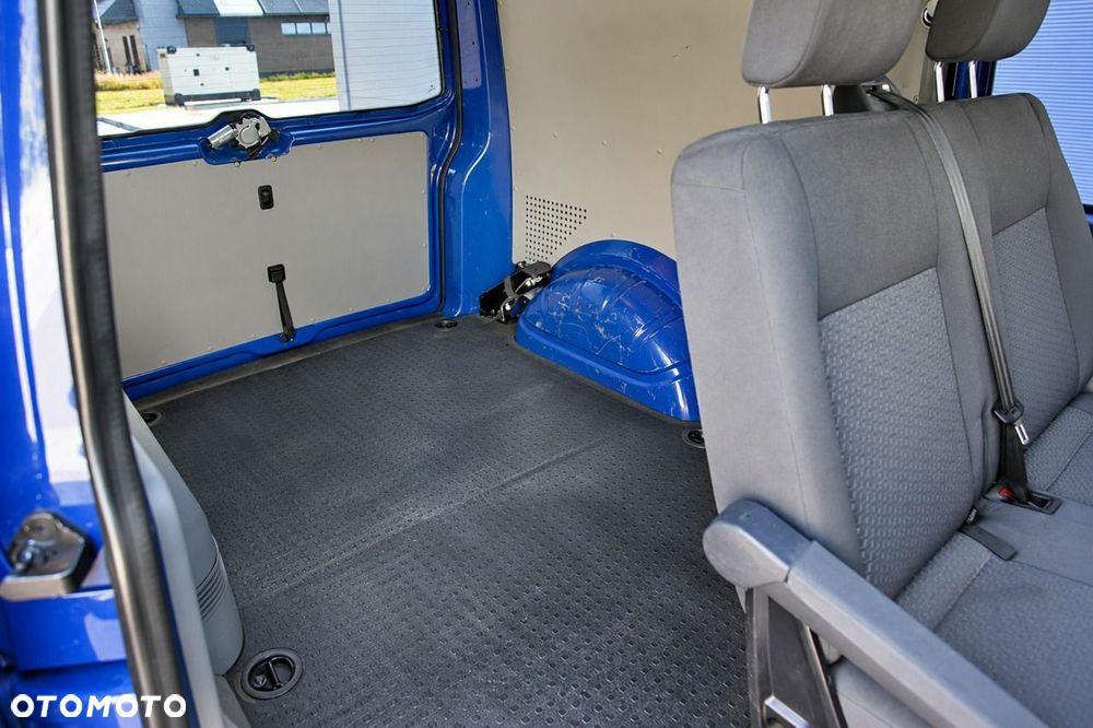 Volkswagen Transporter - 19