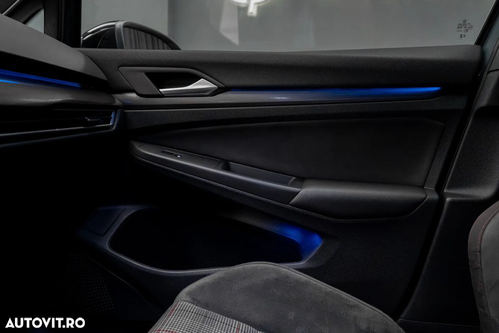 Volkswagen Golf 2.0 TSI DSG GTI - 16