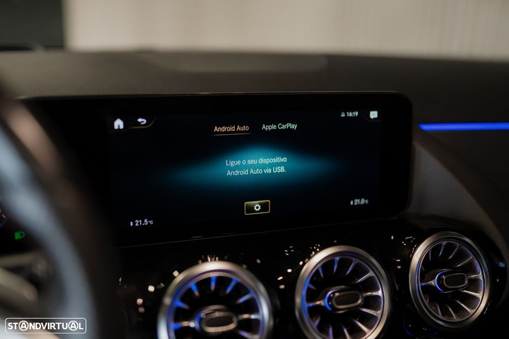 Mercedes-Benz GLA 250 e 8G-DCT AMG Line - 48