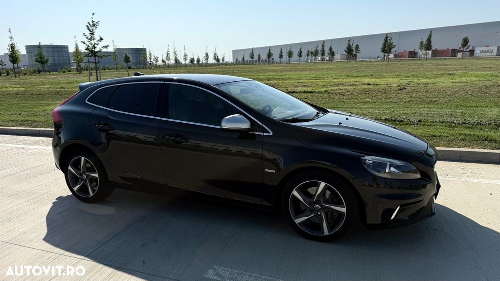 Volvo V40 D3 Aut. R-Design - 3