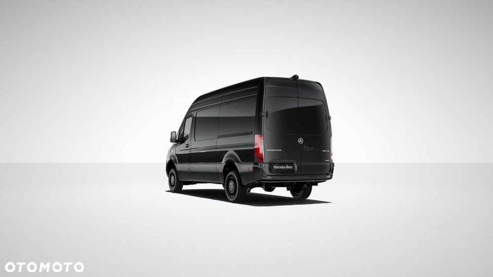 Mercedes-Benz Sprinter - 2