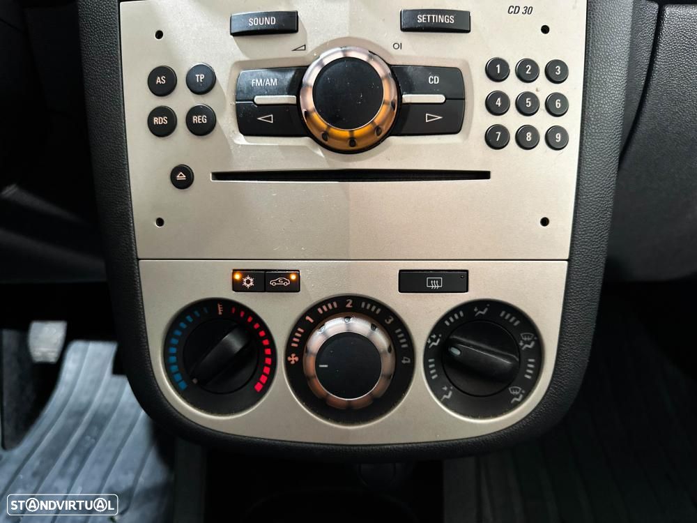 Opel Corsa Van 1.3CDTi 75cv - 22