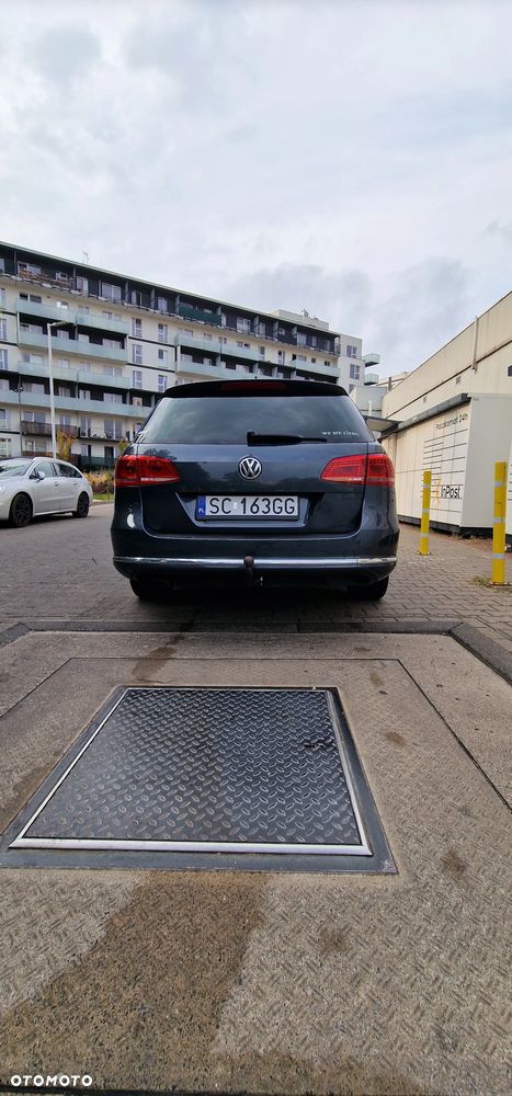 Volkswagen Passat - 13