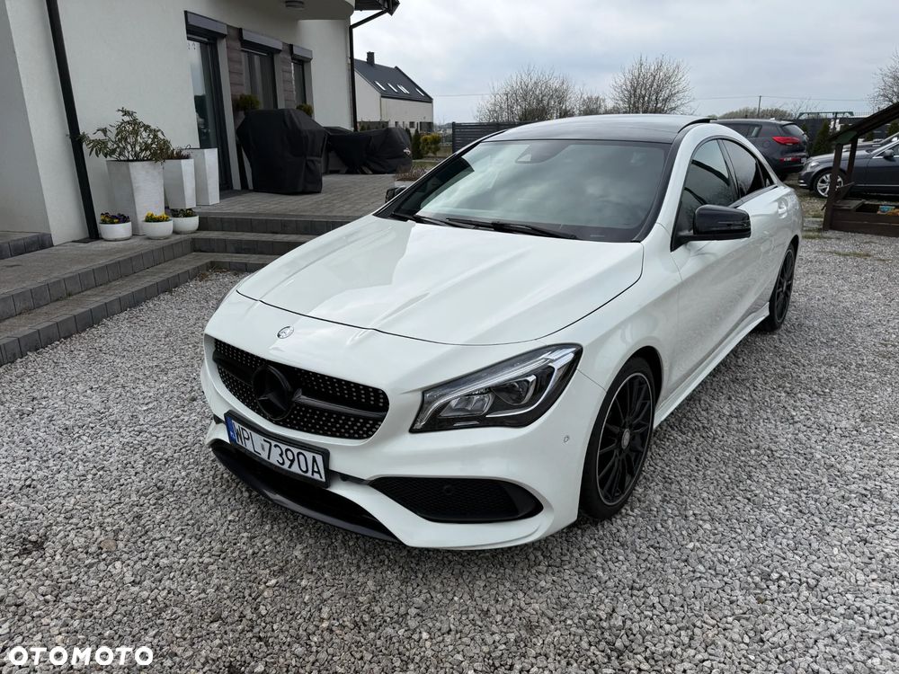 Mercedes-Benz CLA 180 AMG Line - 5