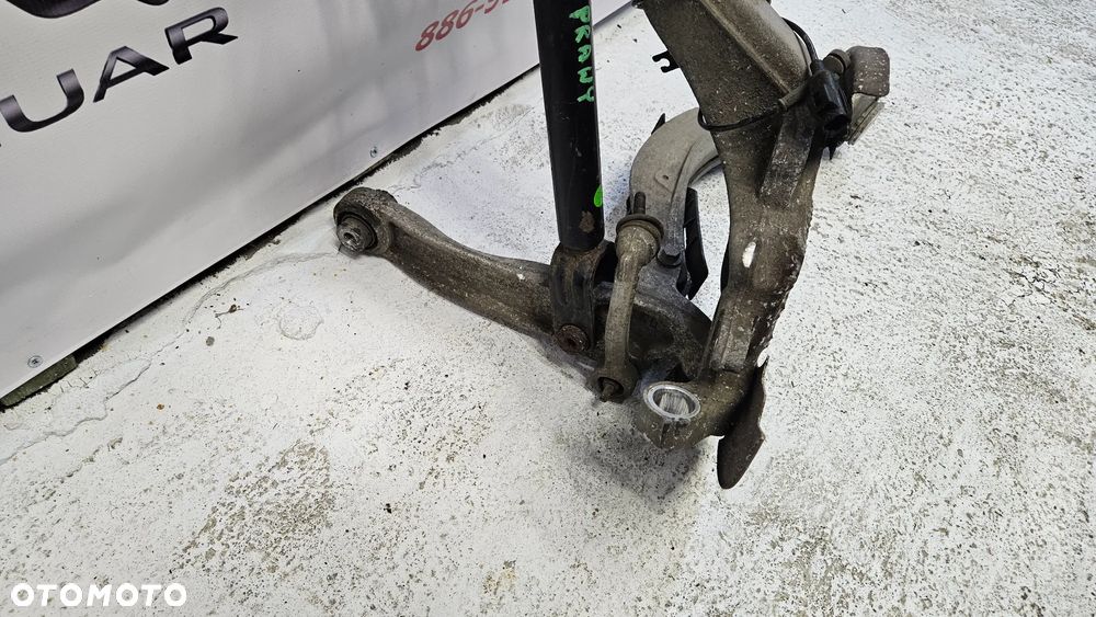 Jaguar XE X760 2.0D Kompletna zwrotnica prawa z wahaczami i amortyzatorem Zawieszenie przód prawy Wahacz Amortyzator GX73-3K185-AB GX7318B037FC - 5