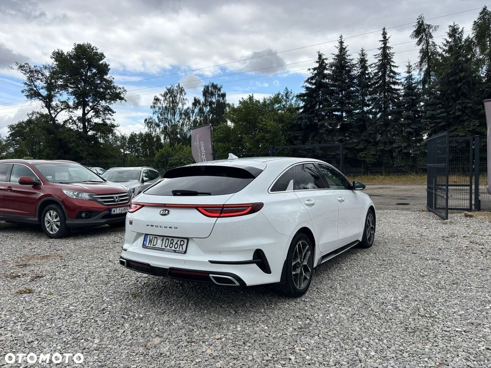 Kia ProCeed 1.4 T-GDI GT Line - 11