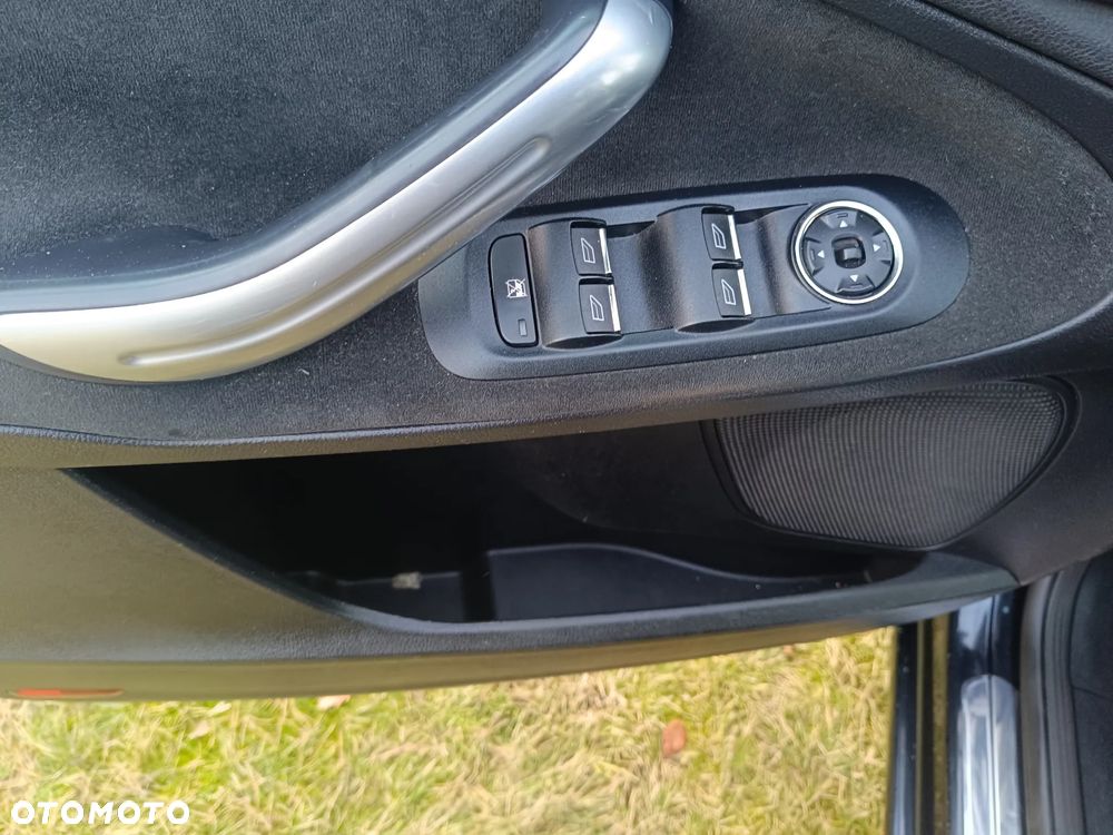 Ford Galaxy 2.0 TDCi Ghia - 8