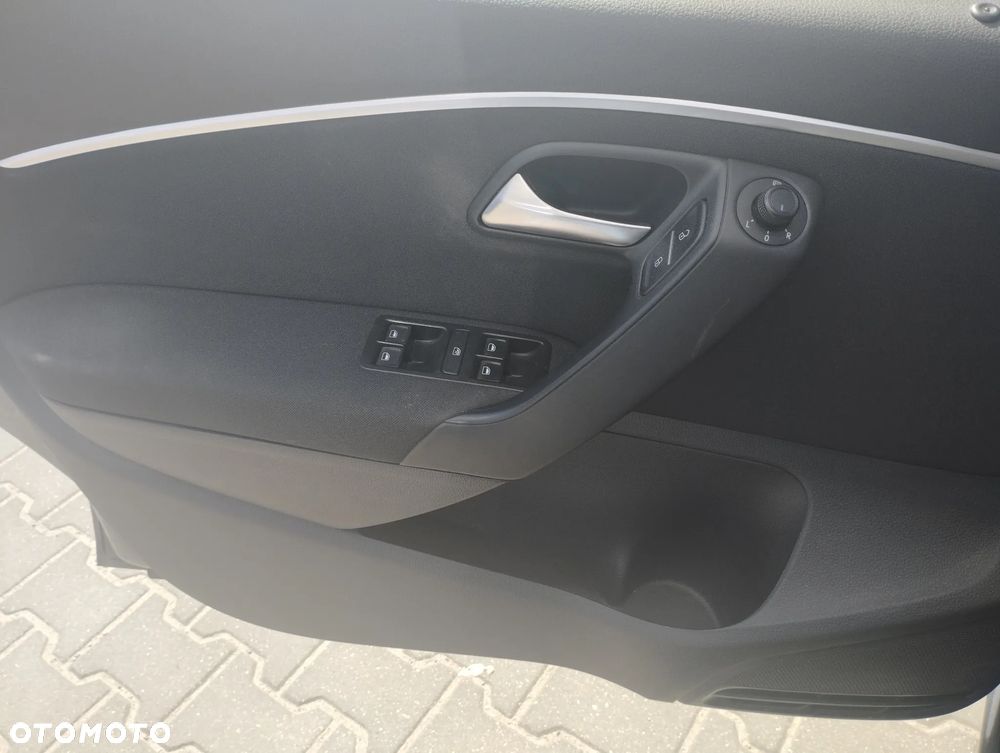 Volkswagen Polo - 7