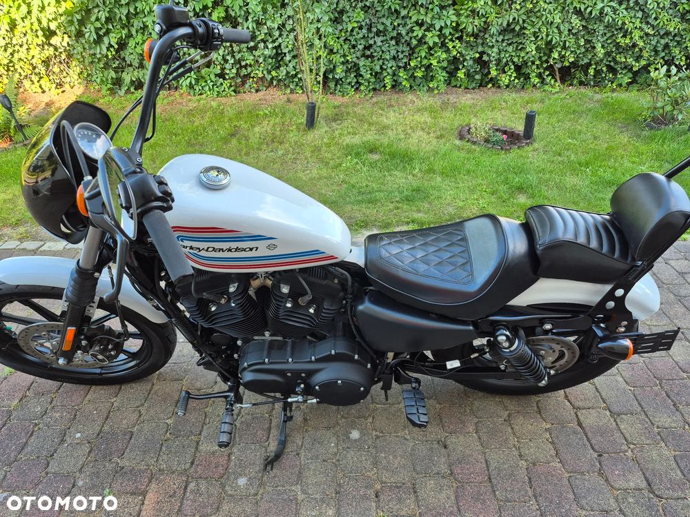 Harley-Davidson Sportster Iron 1200 - 2