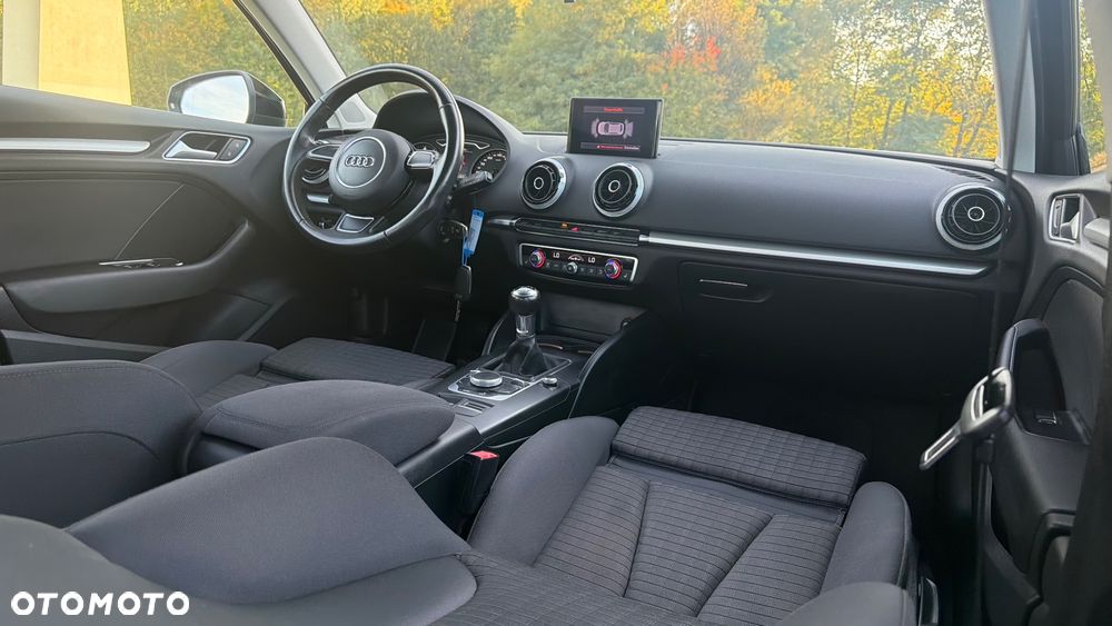 Audi A3 Sportback - 25