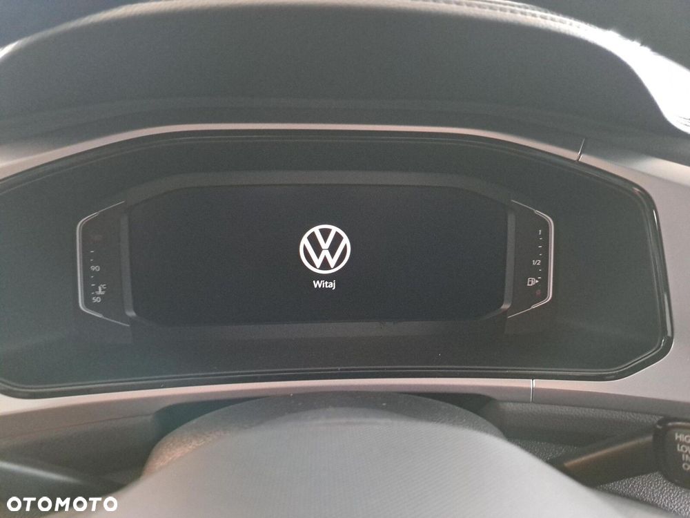 Volkswagen T-Roc - 14