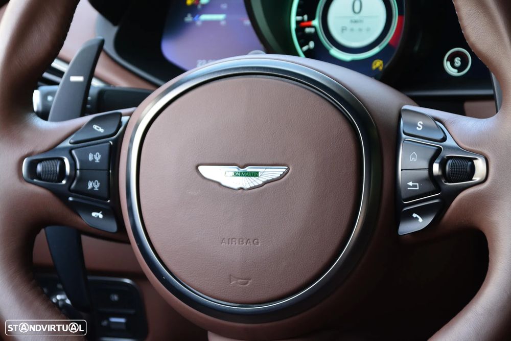 Aston Martin Vantage Coupe V8 - 50