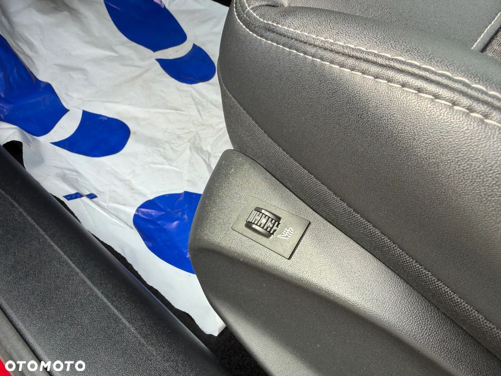 Peugeot 2008 PureTech 110 Stop&Start Allure - 31
