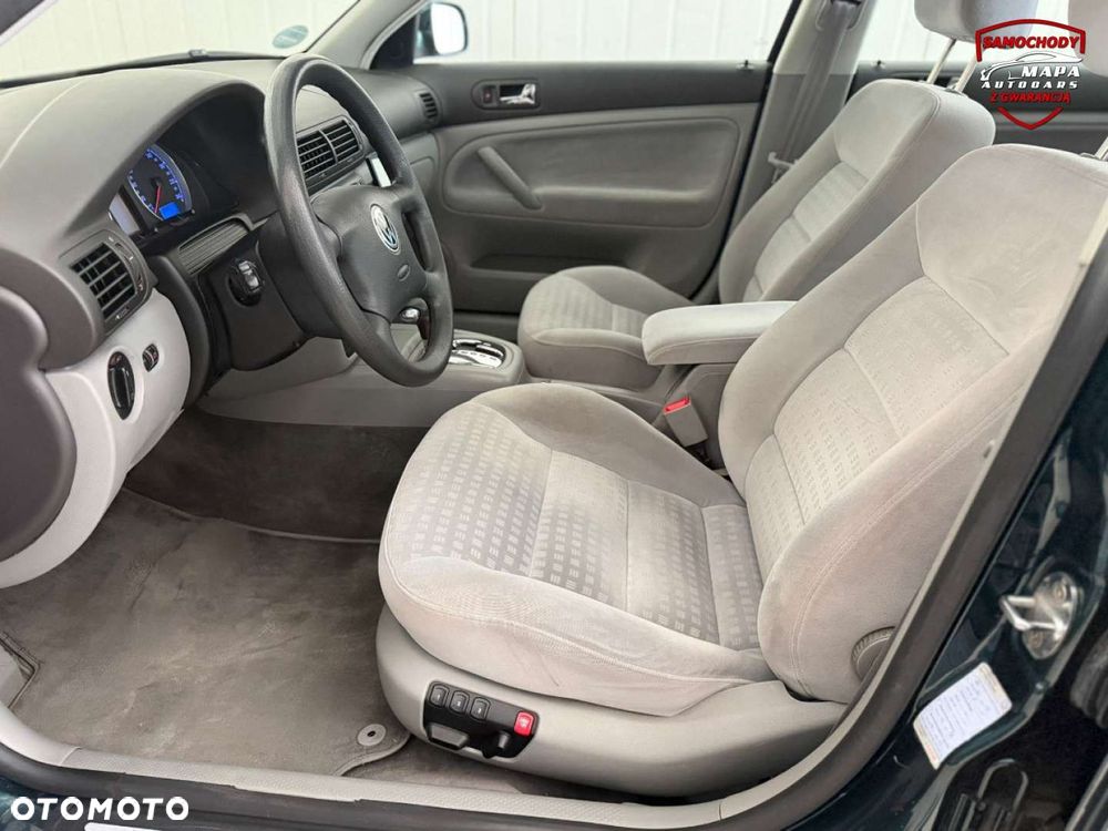 Volkswagen Passat - 14