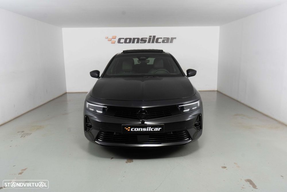 Opel Astra 1.2 T GS Line Aut. - 3