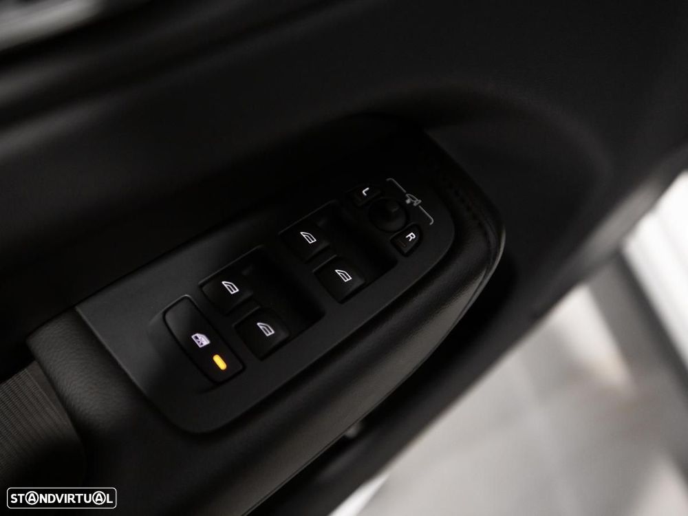 Volvo XC 60 2.0 T6 PHEV Inscription Expression AWD - 16