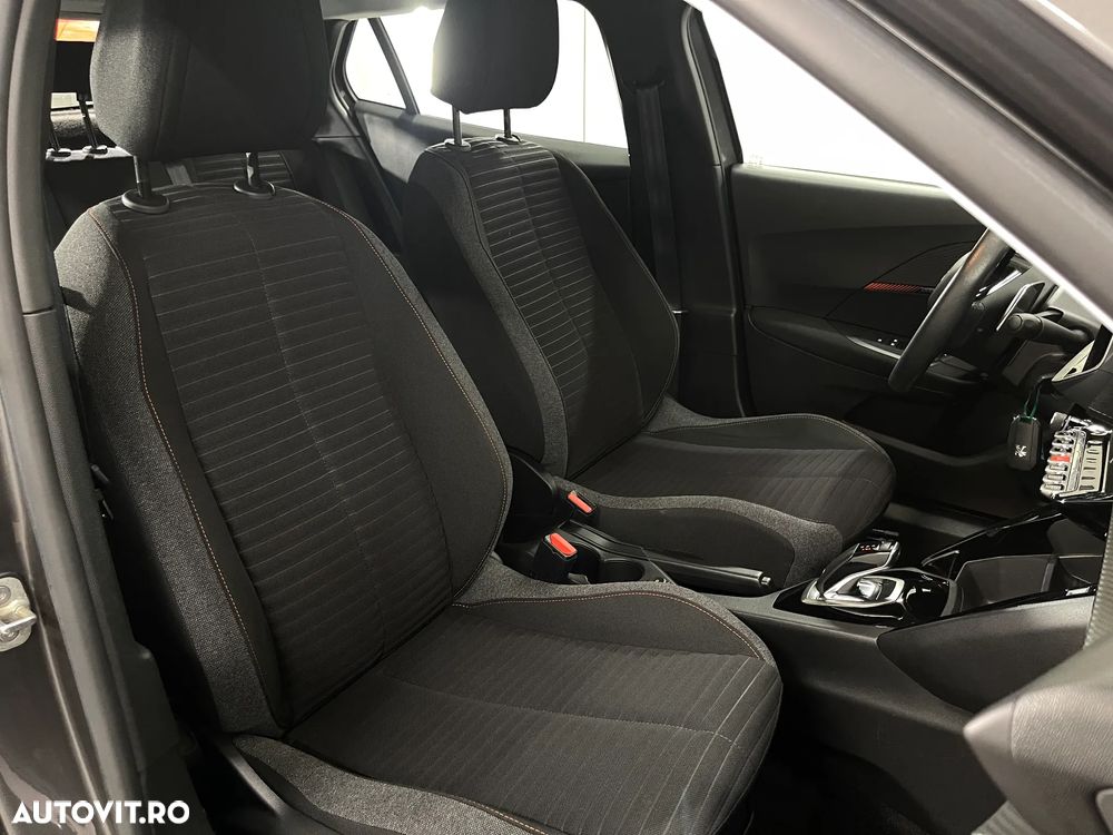 Peugeot 2008 PureTech 130 EAT8 Active - 11