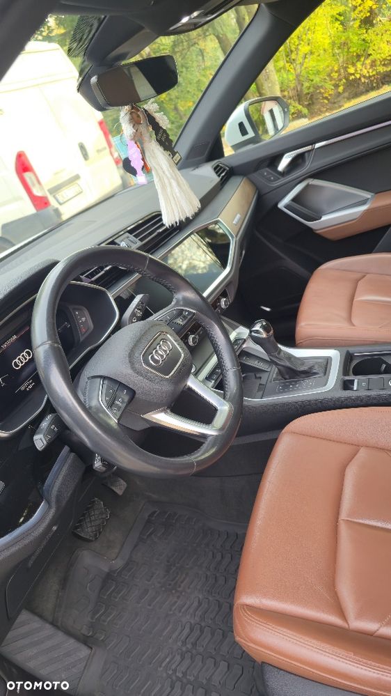 Audi Q3 - 4