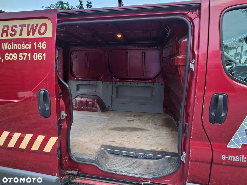 Renault TRAFIC PACK CLIM, pierwszy właściciel, po serwisie olejowym. - 13