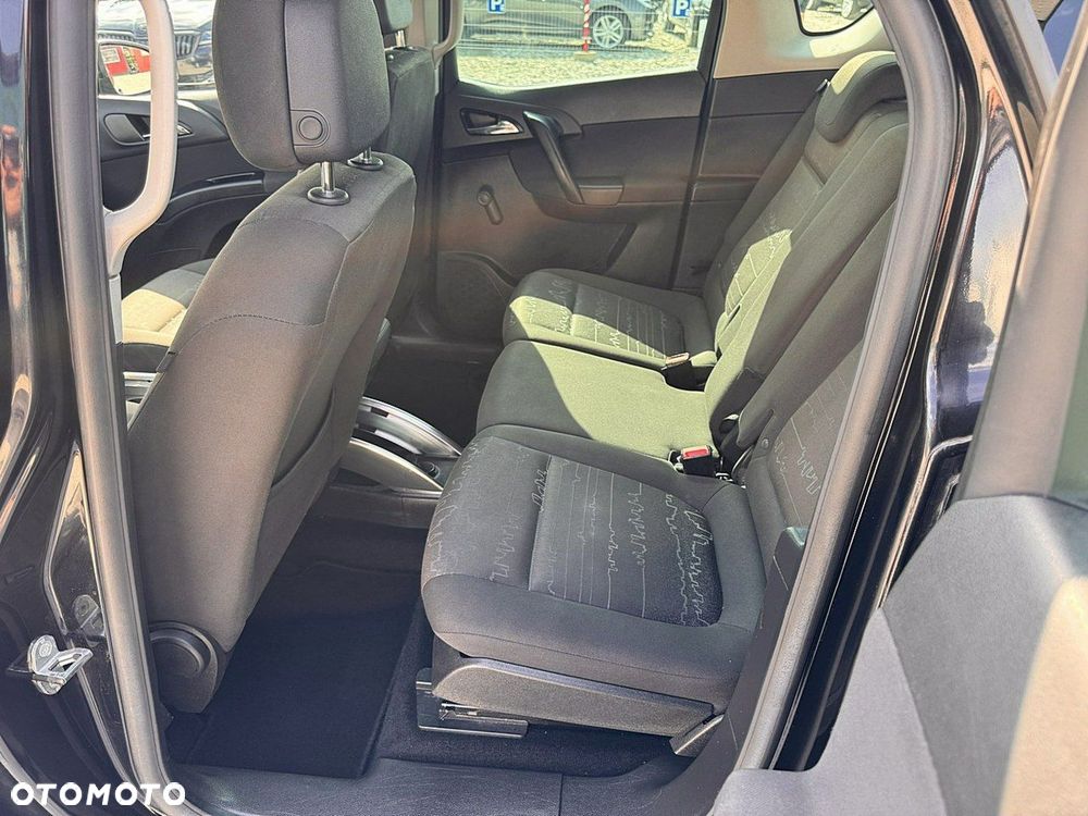 Opel Meriva - 12