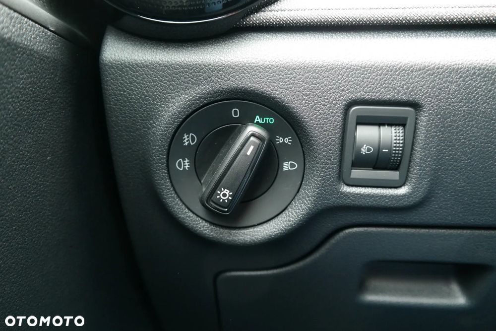 Skoda Fabia 1.0 Selection - 19