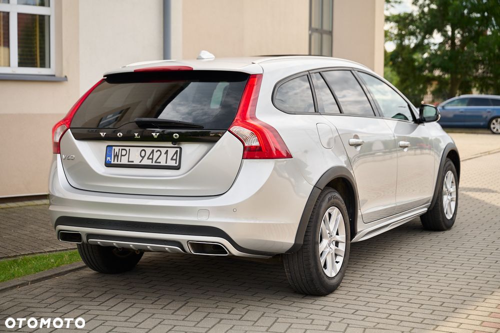Volvo V60 D3 Geartronic Momentum - 9