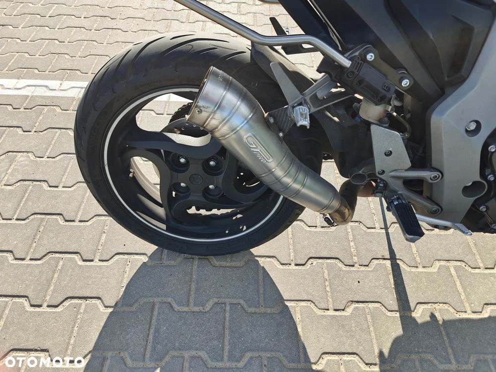 Honda CB - 10