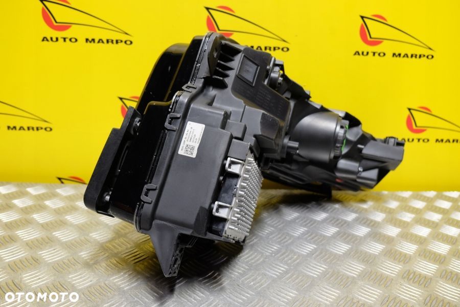 RIVIAN R1T 2021- REFLEKTOR LAMPA FULL LED R USA - 7
