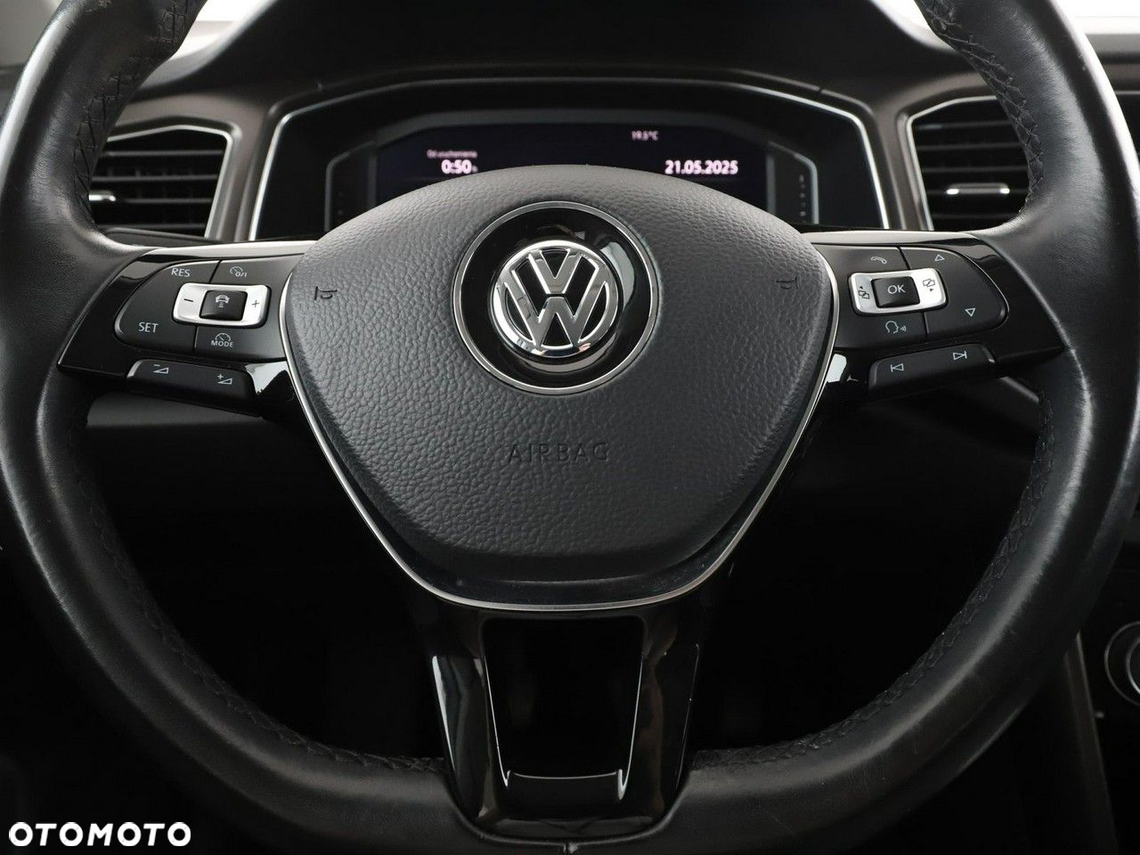 Volkswagen T-Roc 1.0 TSI Style - 21