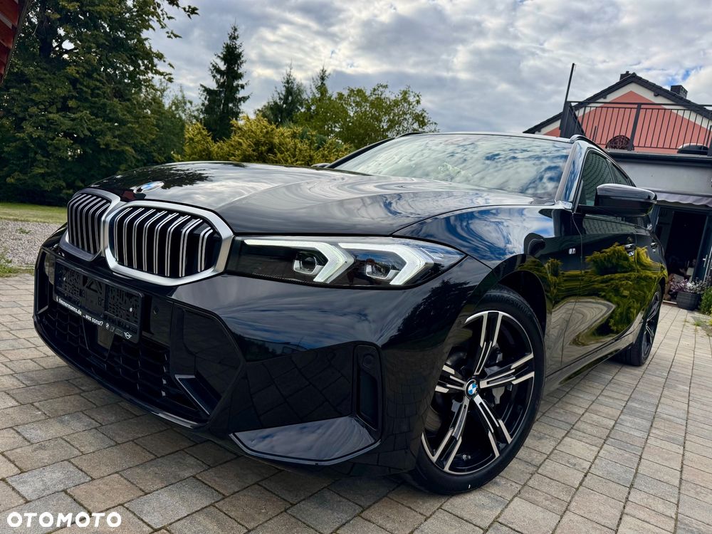 BMW Seria 3 330i xDrive M Sport - 1