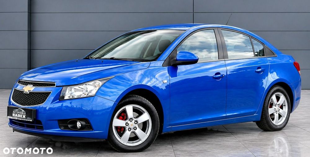 Chevrolet Cruze 1.6 LS - 4