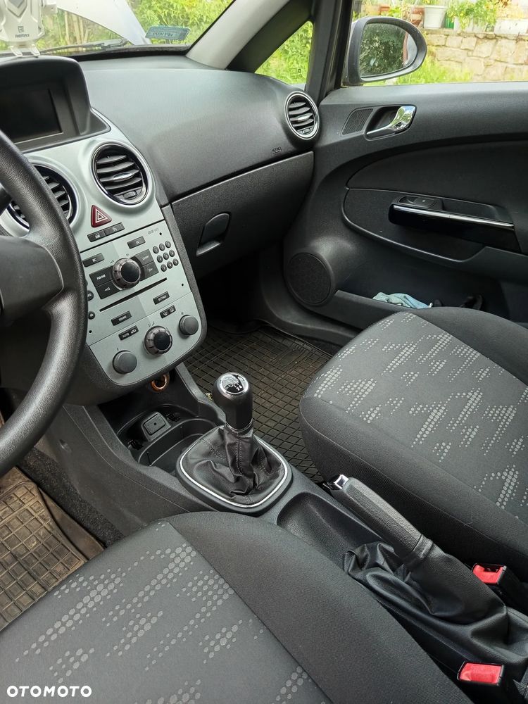 Opel Corsa - 6